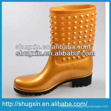 2014 botas de lluvia de tacón alto con punta puntiaguda de la venta caliente
